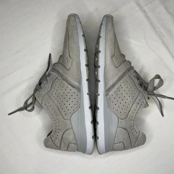 UGG Women's Tye Casual Leather Sneakers Size 6 Gray Treadlite S/N 1016674 - Picture 5 of 8